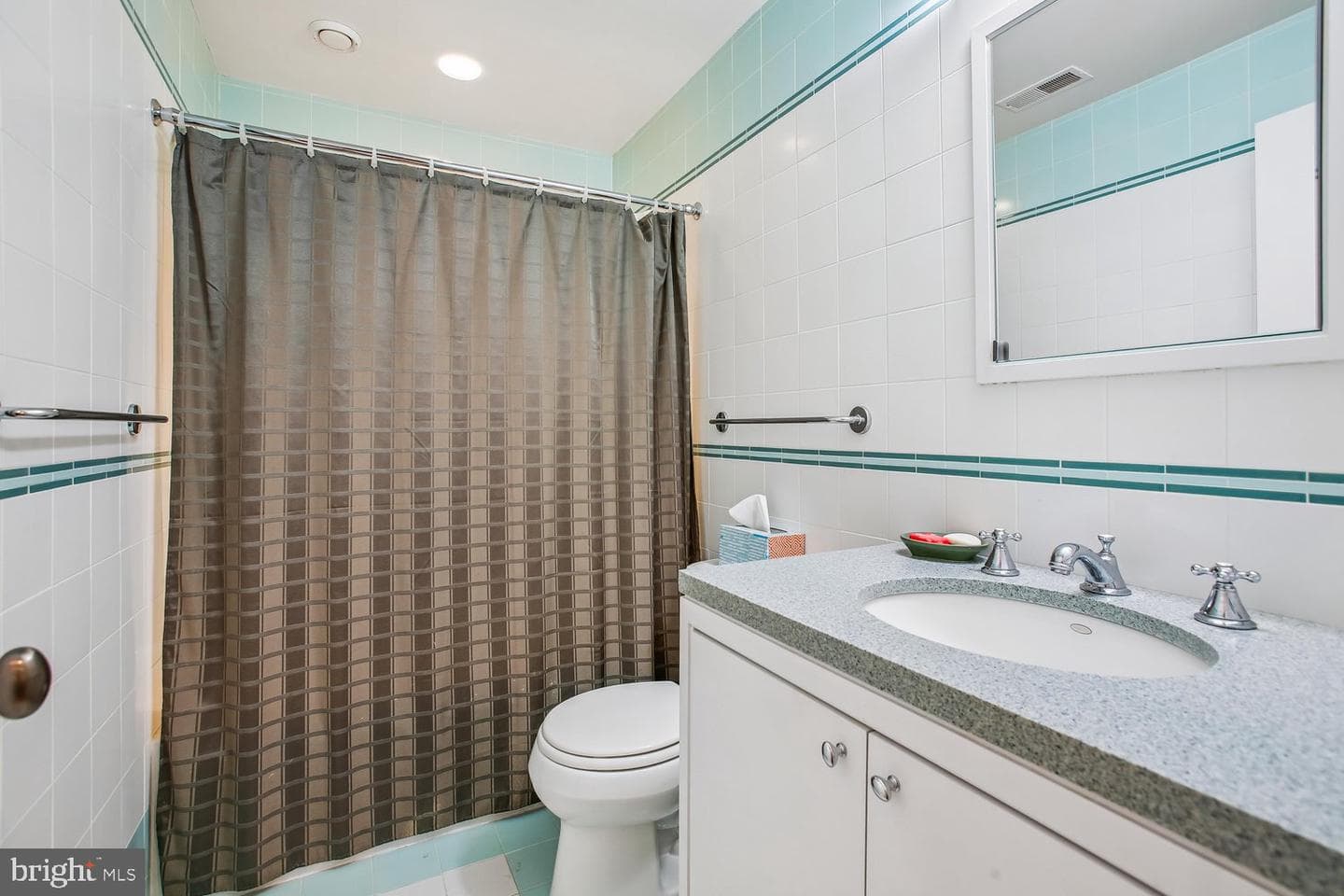 700 Belgrove Road photo 53