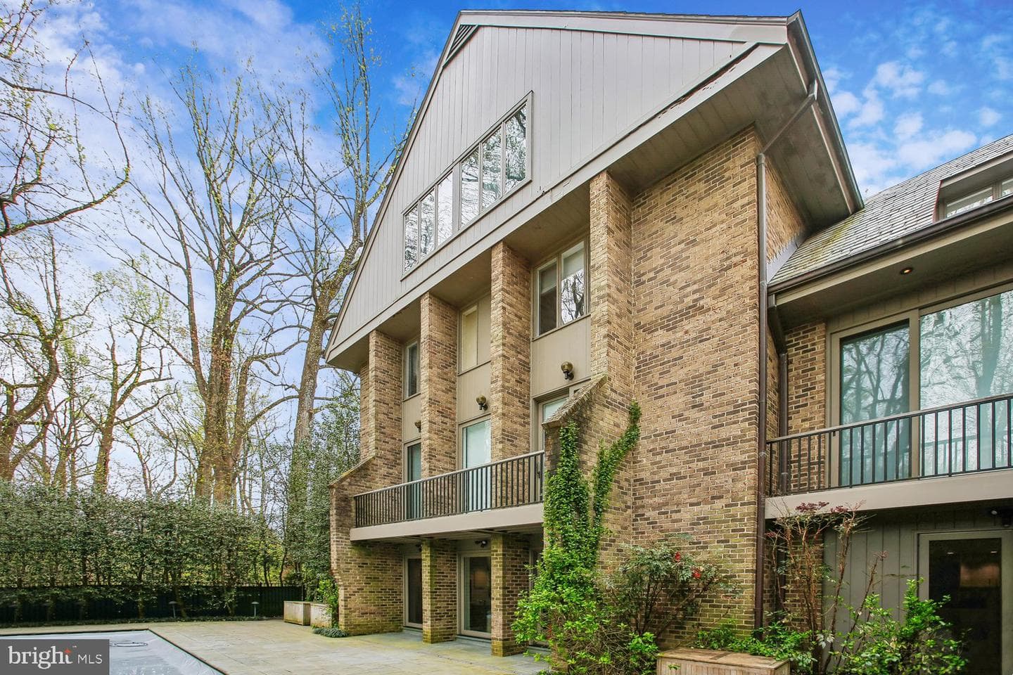 700 Belgrove Road photo 69