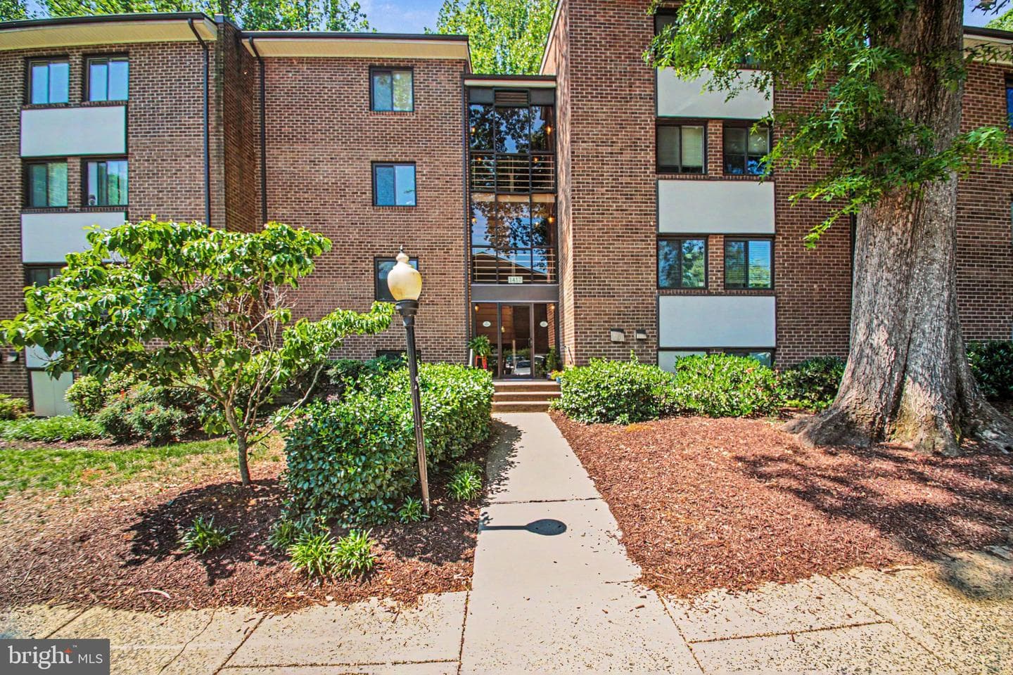 1417 Northgate Square #1a photo 2