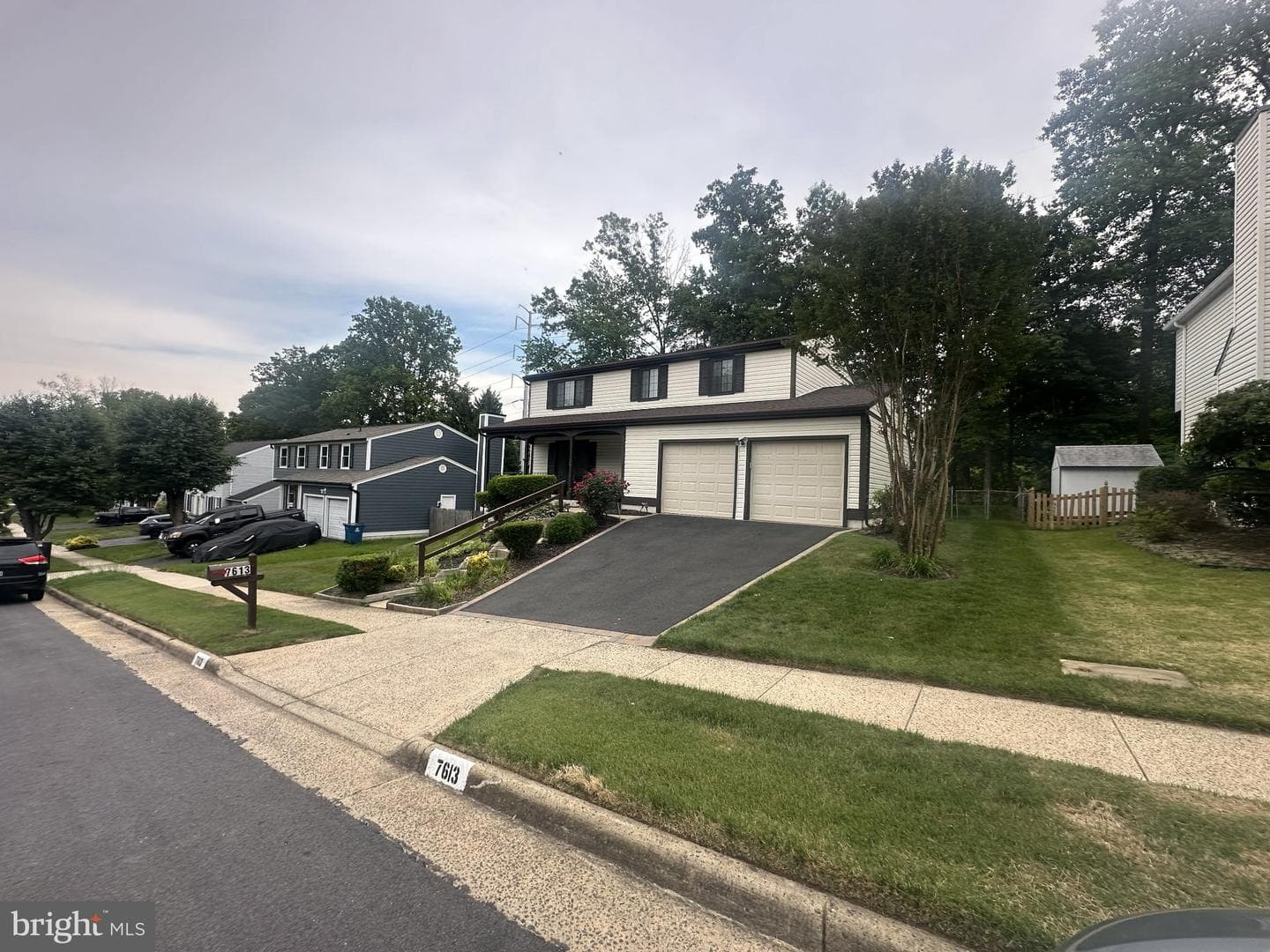 7613 Springfield Hills Drive photo 3