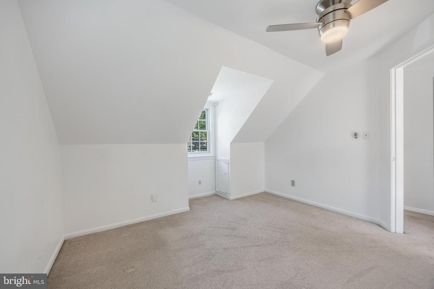 2833 Bolling Road photo 31