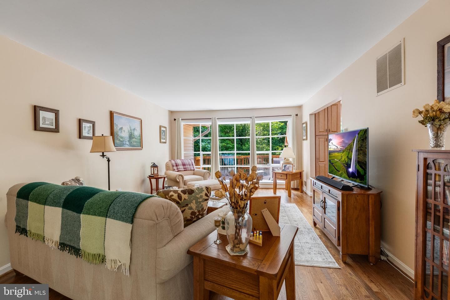 6006 Merryvale Court photo 4