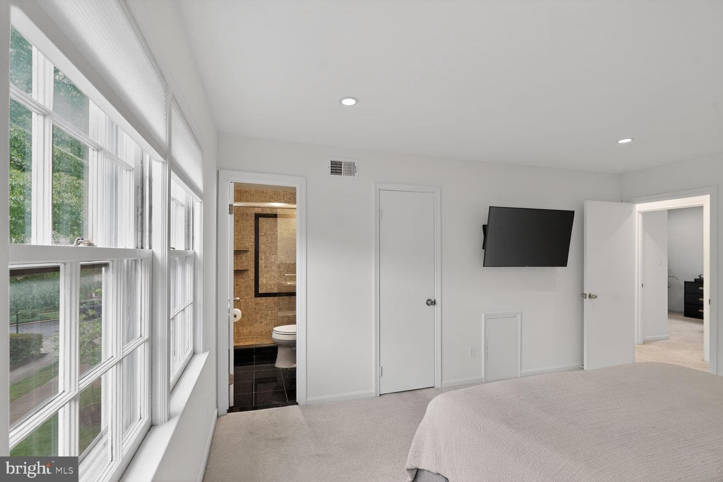 7024 Alicent Place photo 23