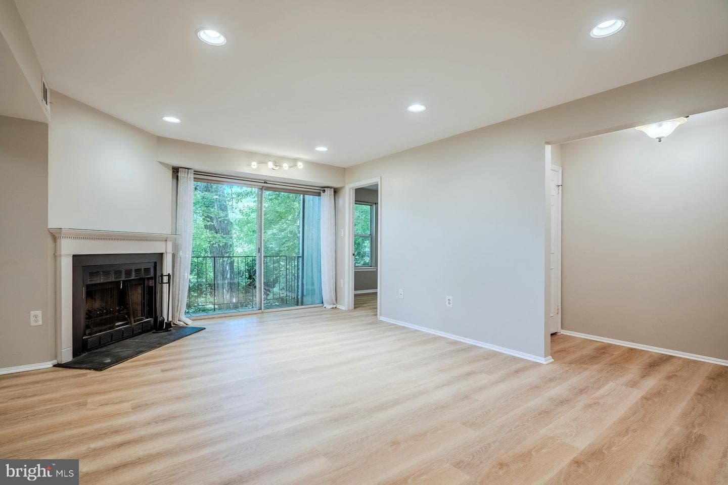 7717 Inversham Drive #116 photo 7