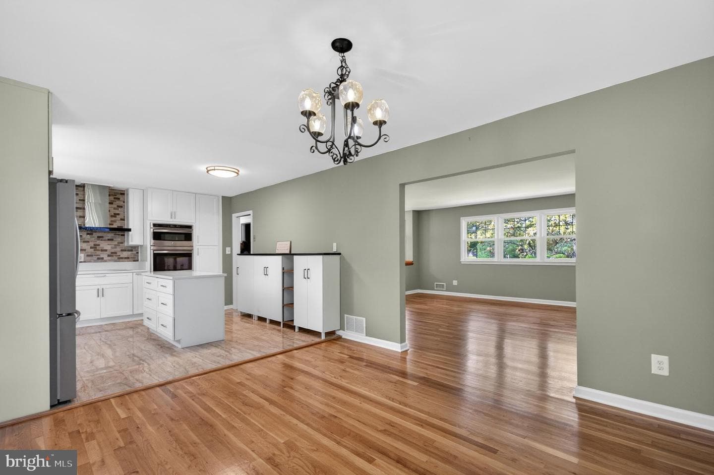 7108 Waldorf Lane photo 17