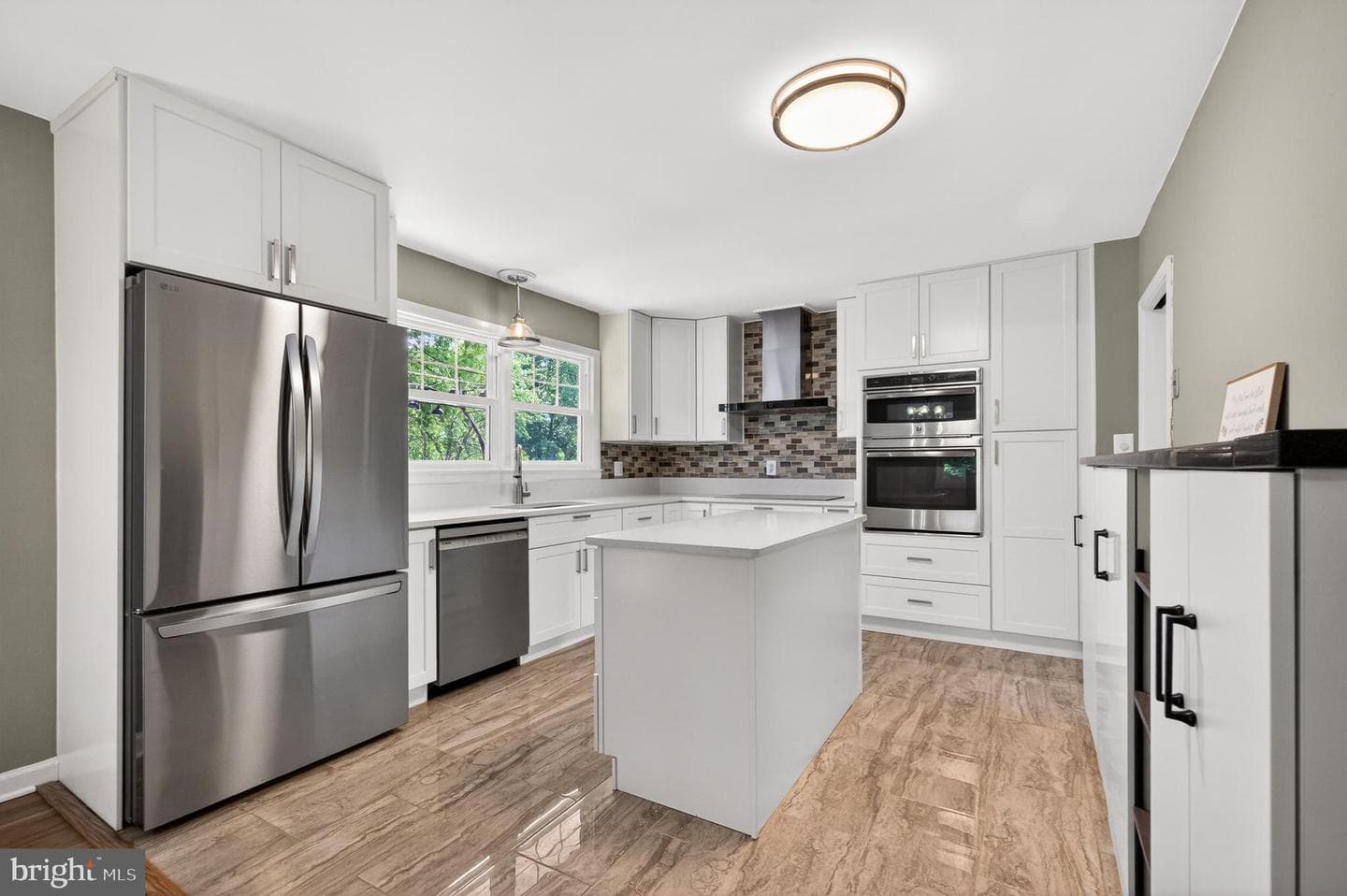 7108 Waldorf Lane photo 19