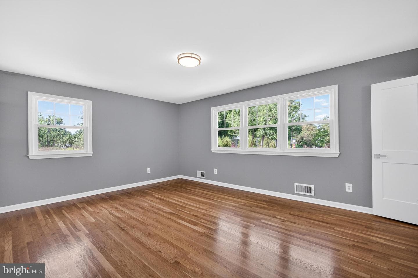 7108 Waldorf Lane photo 25
