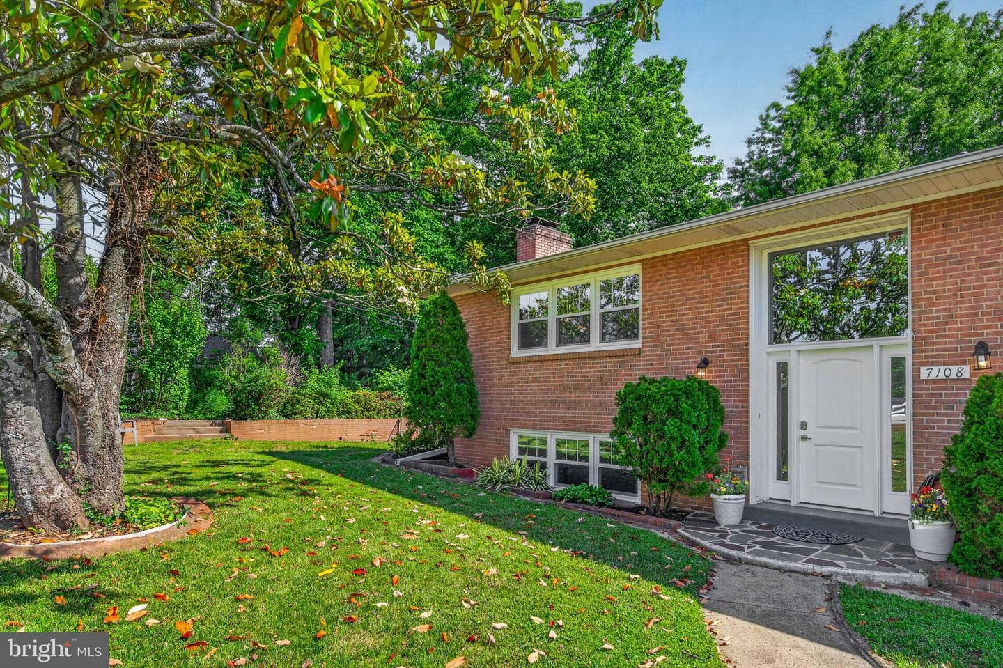 7108 Waldorf Lane photo 8
