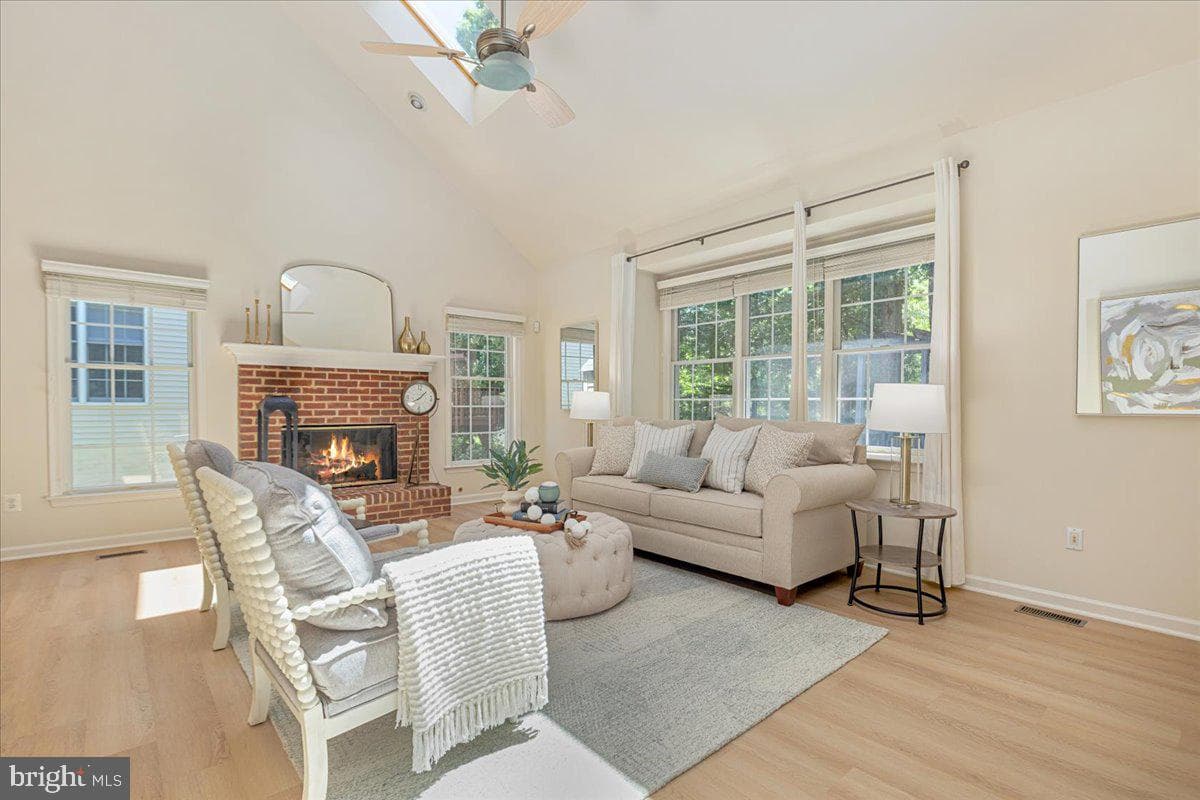 12221 Harbor Town Circle photo 24