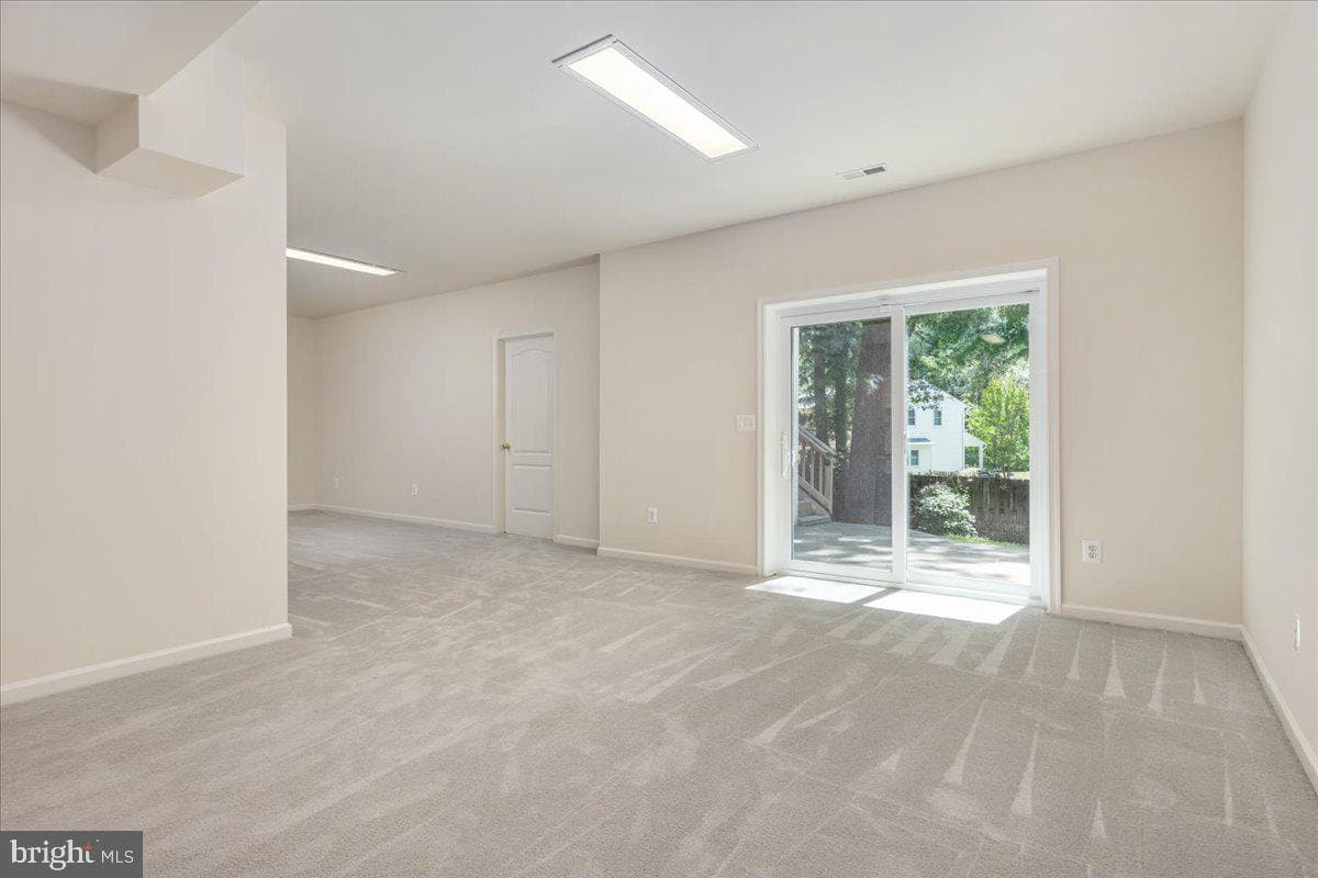 12221 Harbor Town Circle photo 40