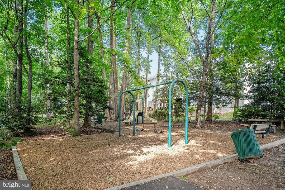 12221 Harbor Town Circle photo 65