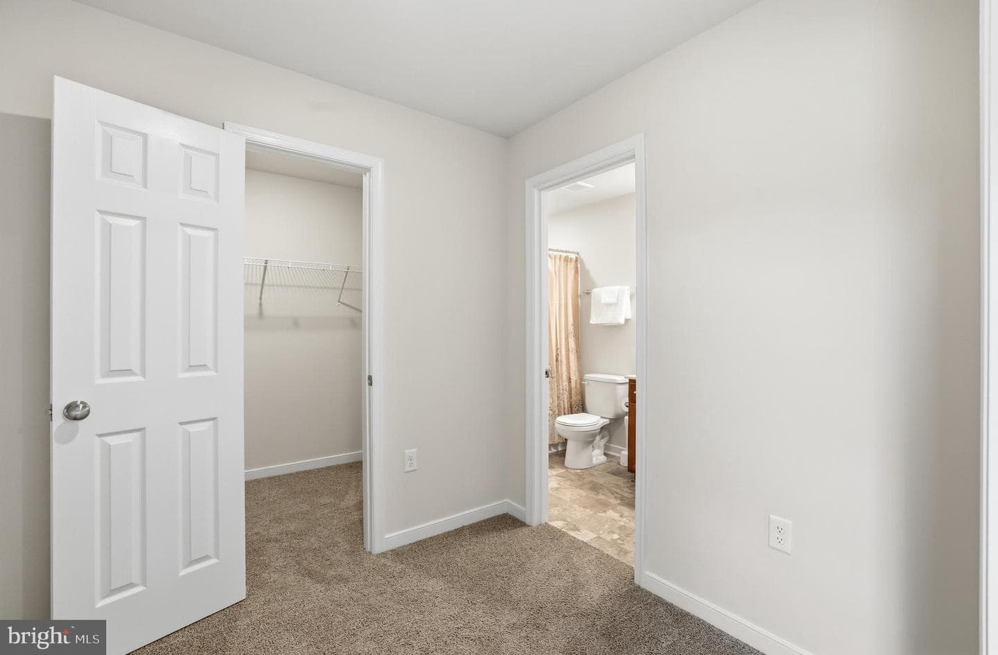 8528 Engleside Street photo 30