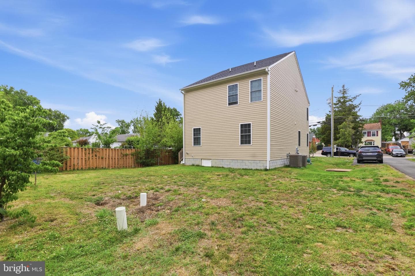 8528 Engleside Street photo 37