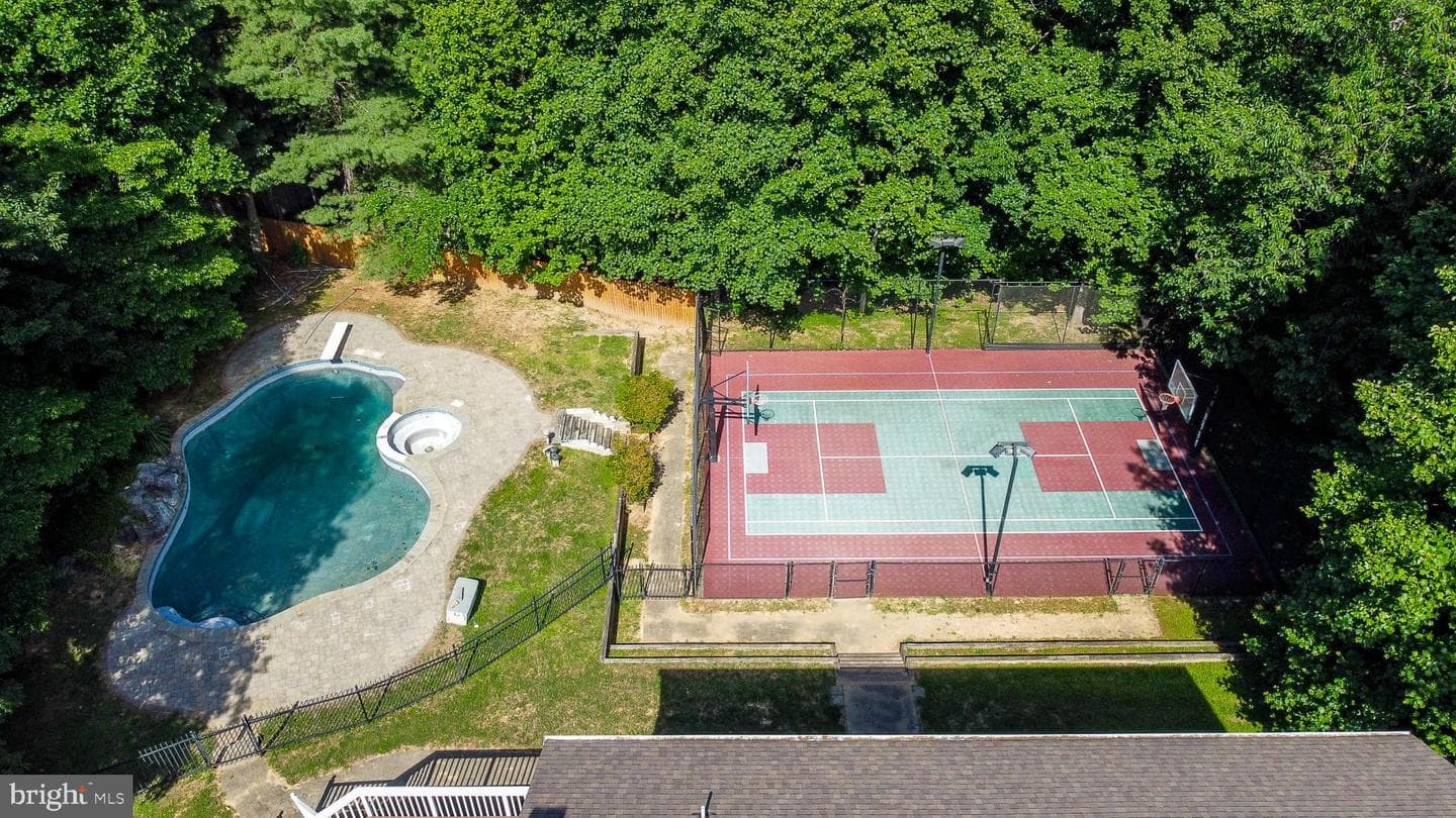 813 Blacks Hill Road photo 13