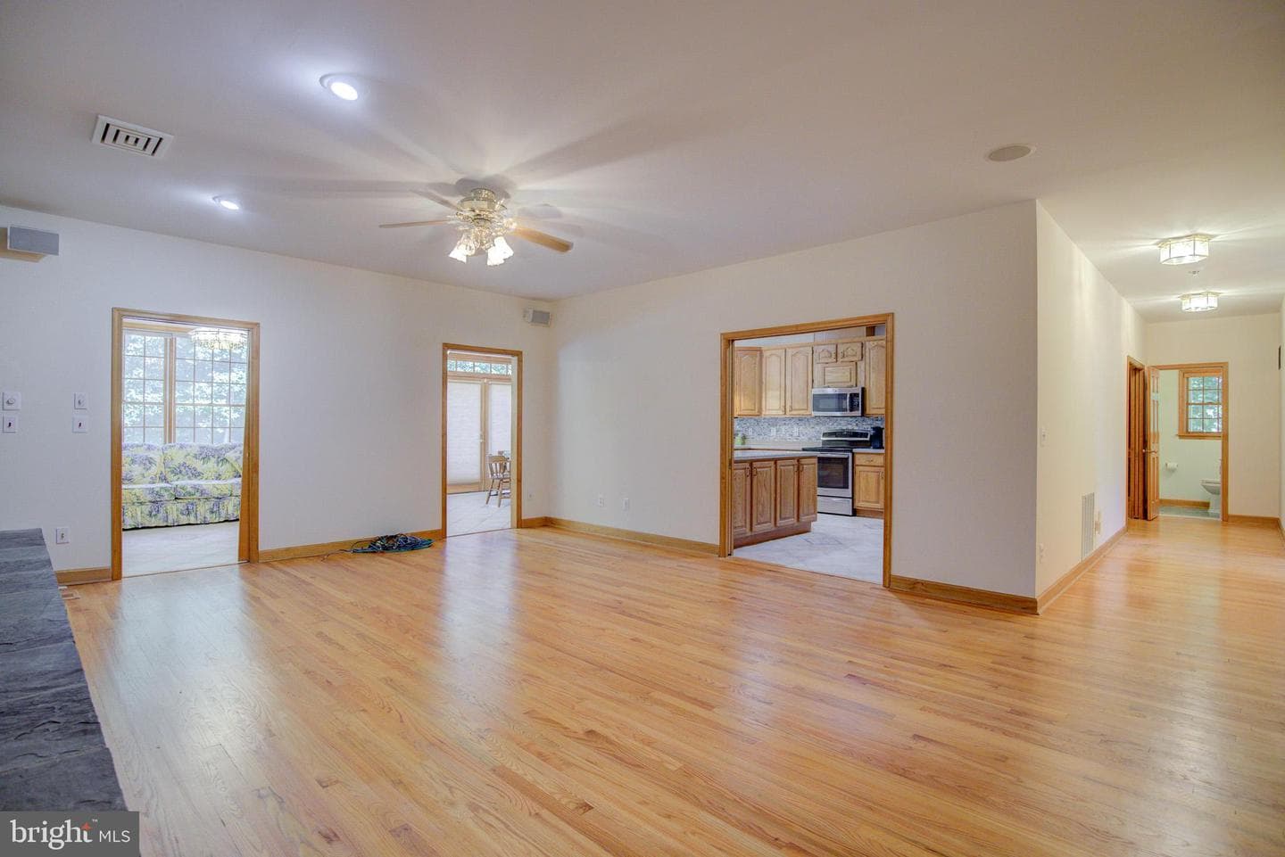 813 Blacks Hill Road photo 22