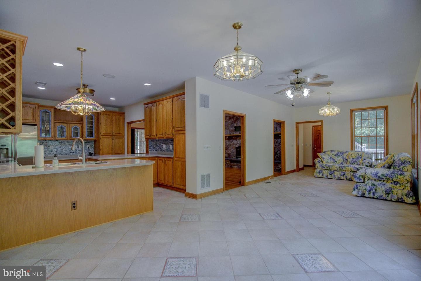 813 Blacks Hill Road photo 30