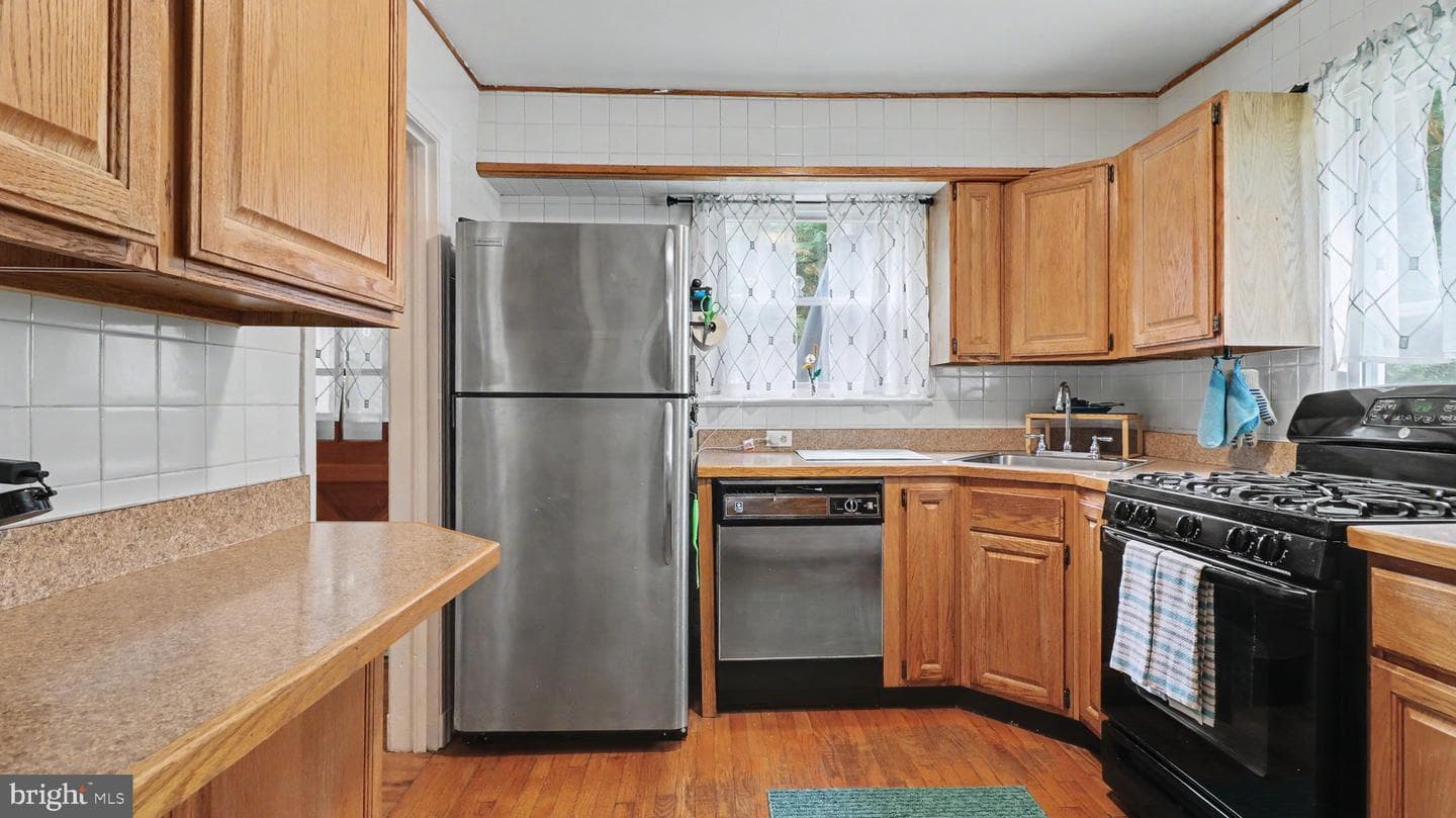 2803 Greenway Blvd photo 6
