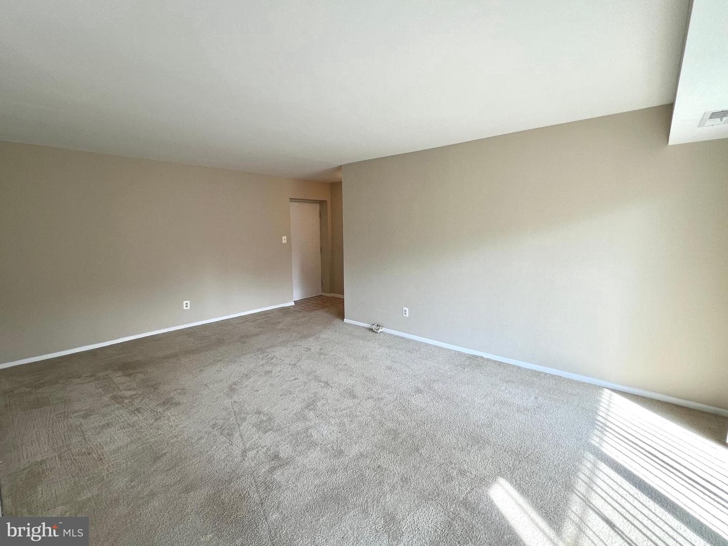 6141 Leesburg Pike #404 photo 16