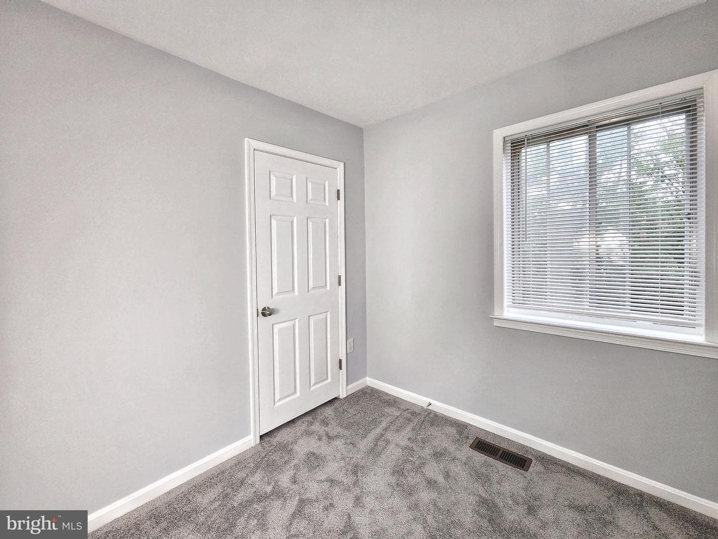 4587 Logsdon Drive #31 photo 32