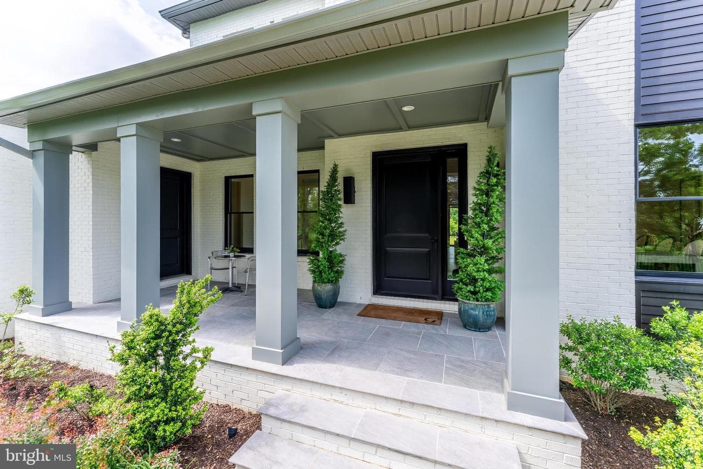 665 Stratford Hill Court photo 10