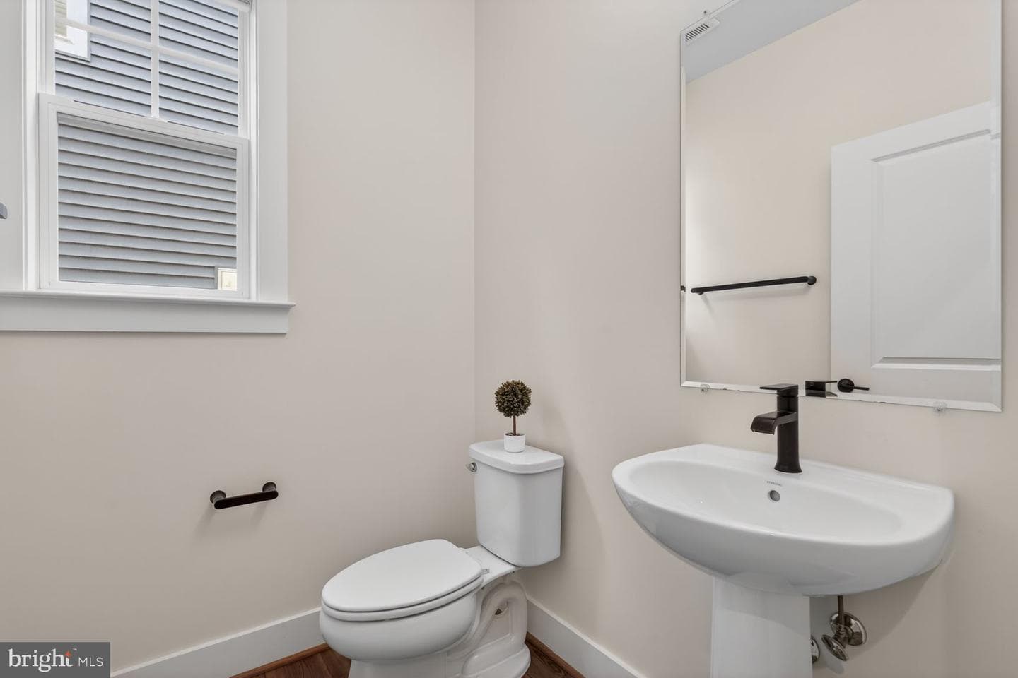 6213 Mcconnell Lane photo 14