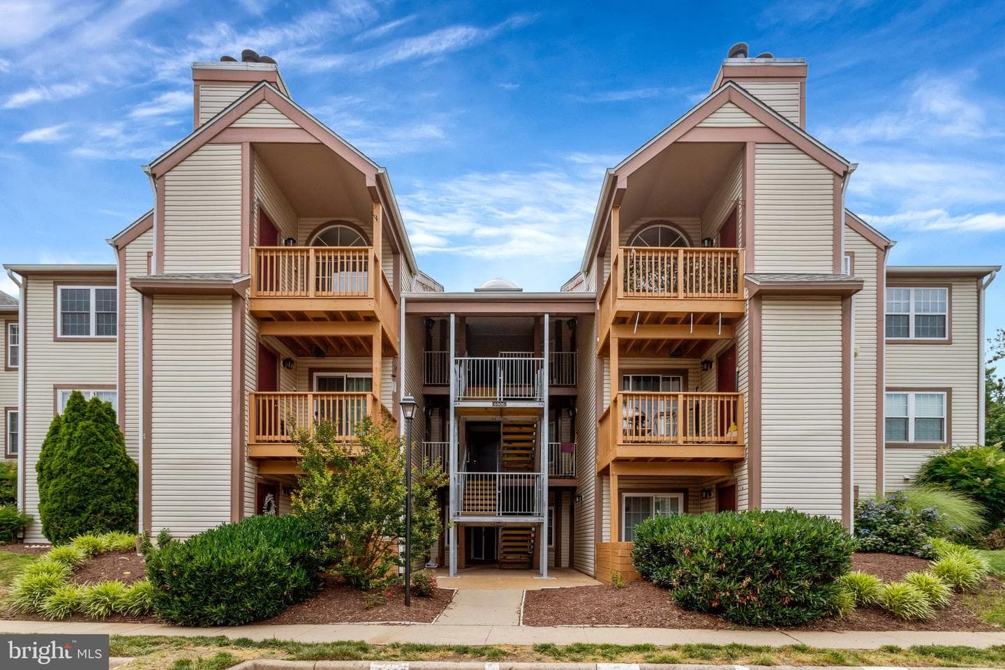 6906 Victoria Drive #k, Alexandria