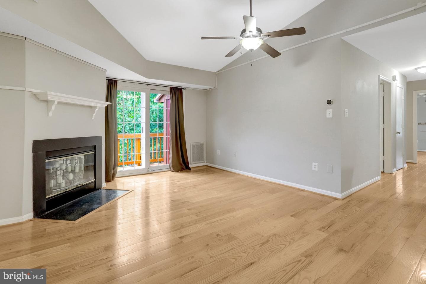 6906 Victoria Drive #k, Alexandria