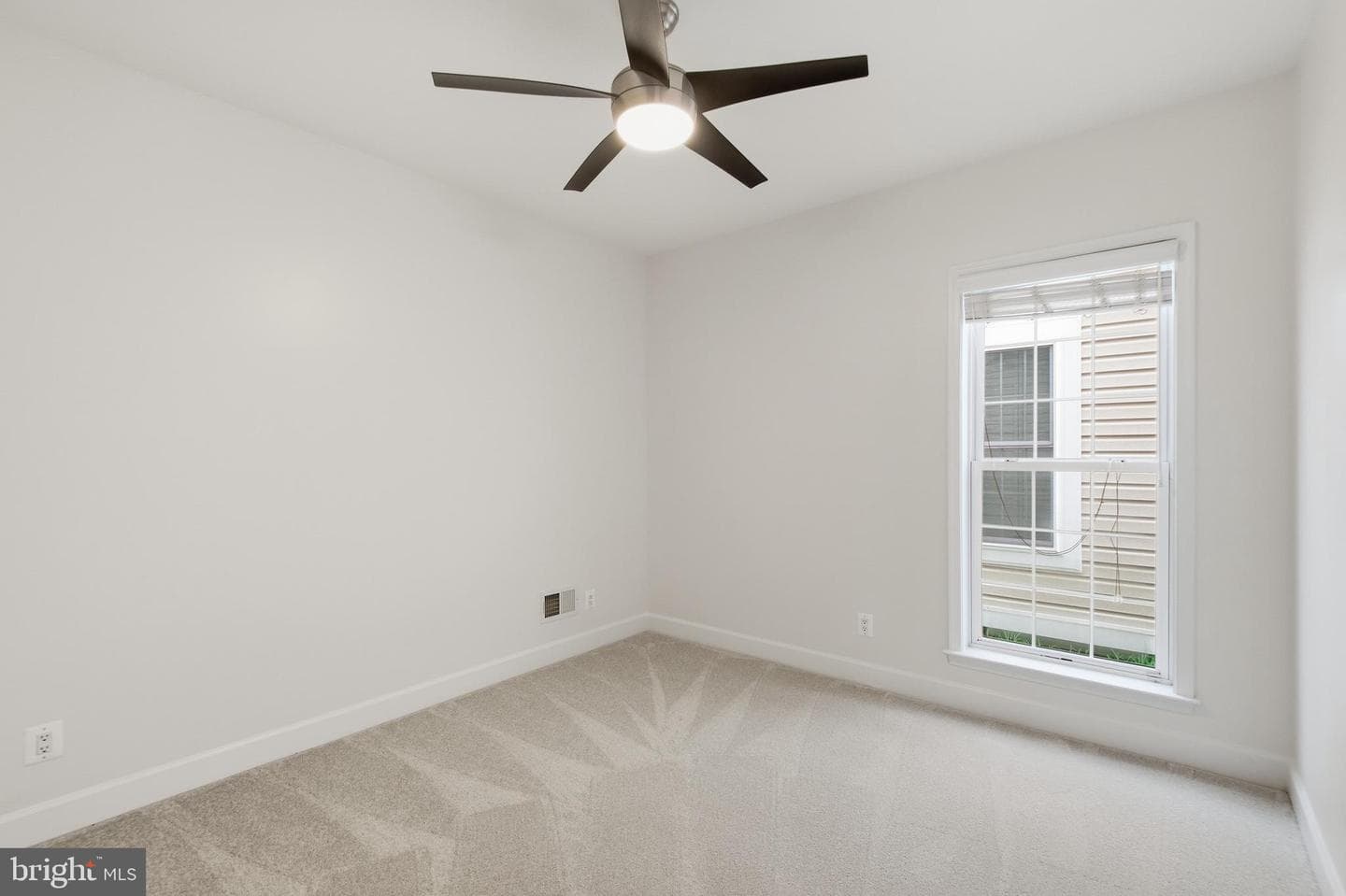 8932 Pink Carnation Court photo 18