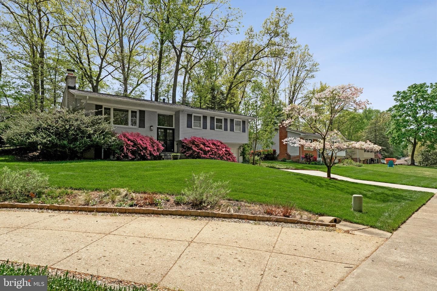 1713 Pine Valley Dr, Vienna