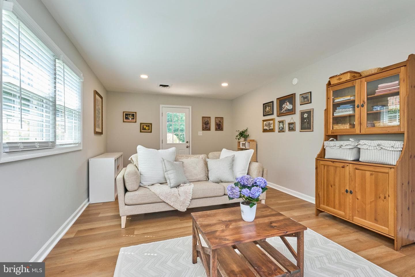 12012 Wayland Street photo 21