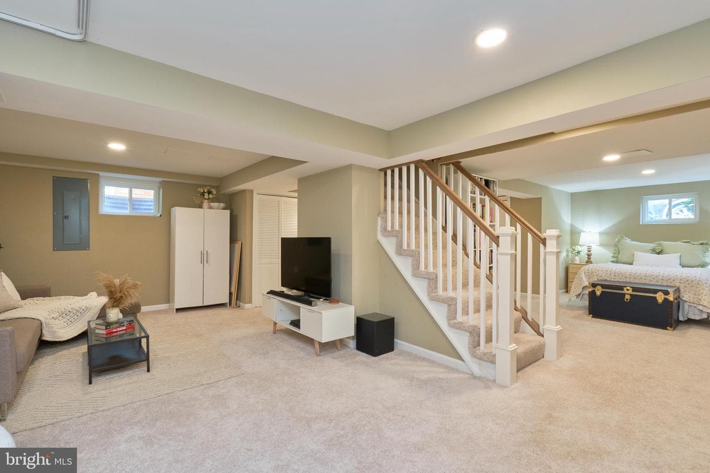 12012 Wayland Street photo 32