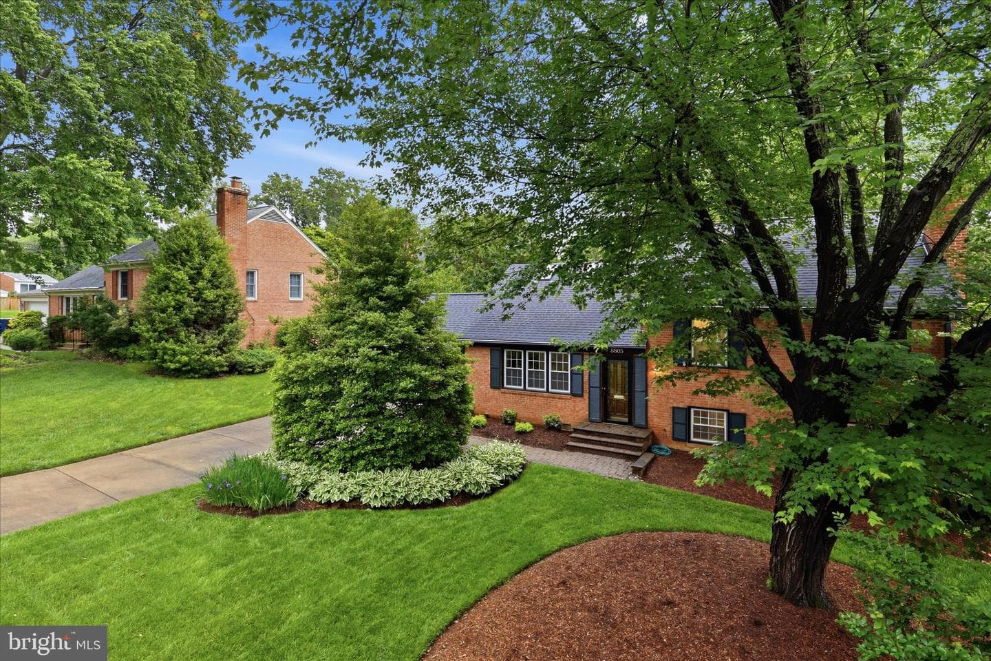 8805 Stark Road photo 2