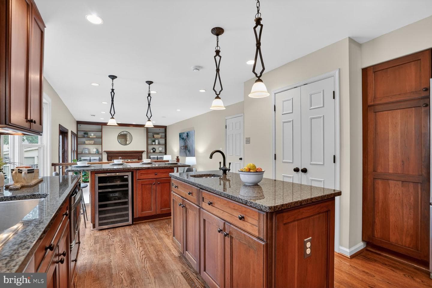 7007 Devereux Circle Drive photo 16