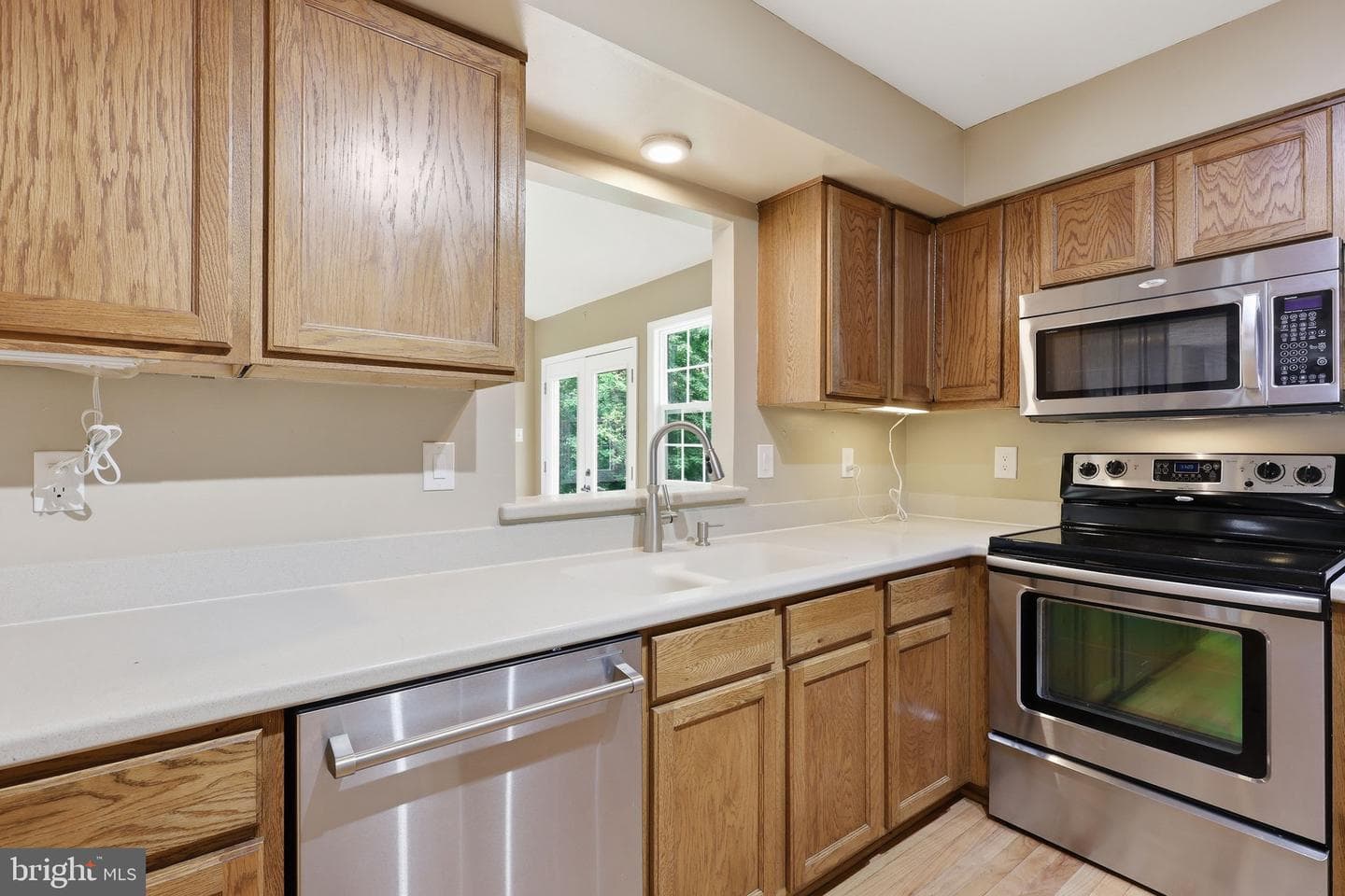 11913 Holly Spring Drive photo 12