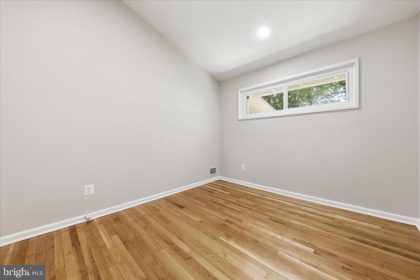 1608 Westmoreland Street photo 30
