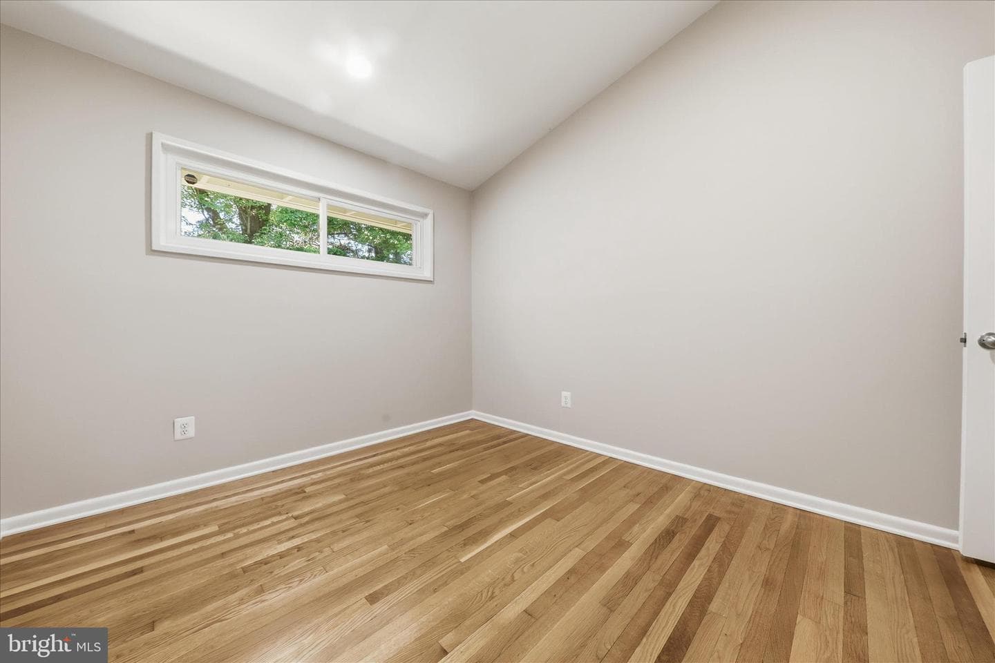 1608 Westmoreland Street photo 31