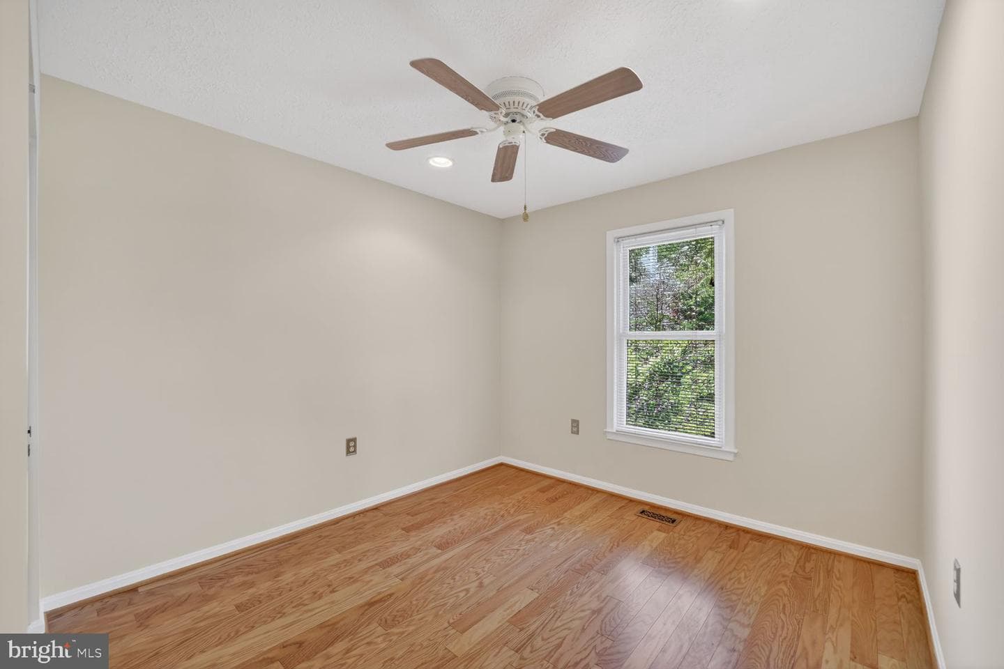 7265 Kousa Lane photo 20