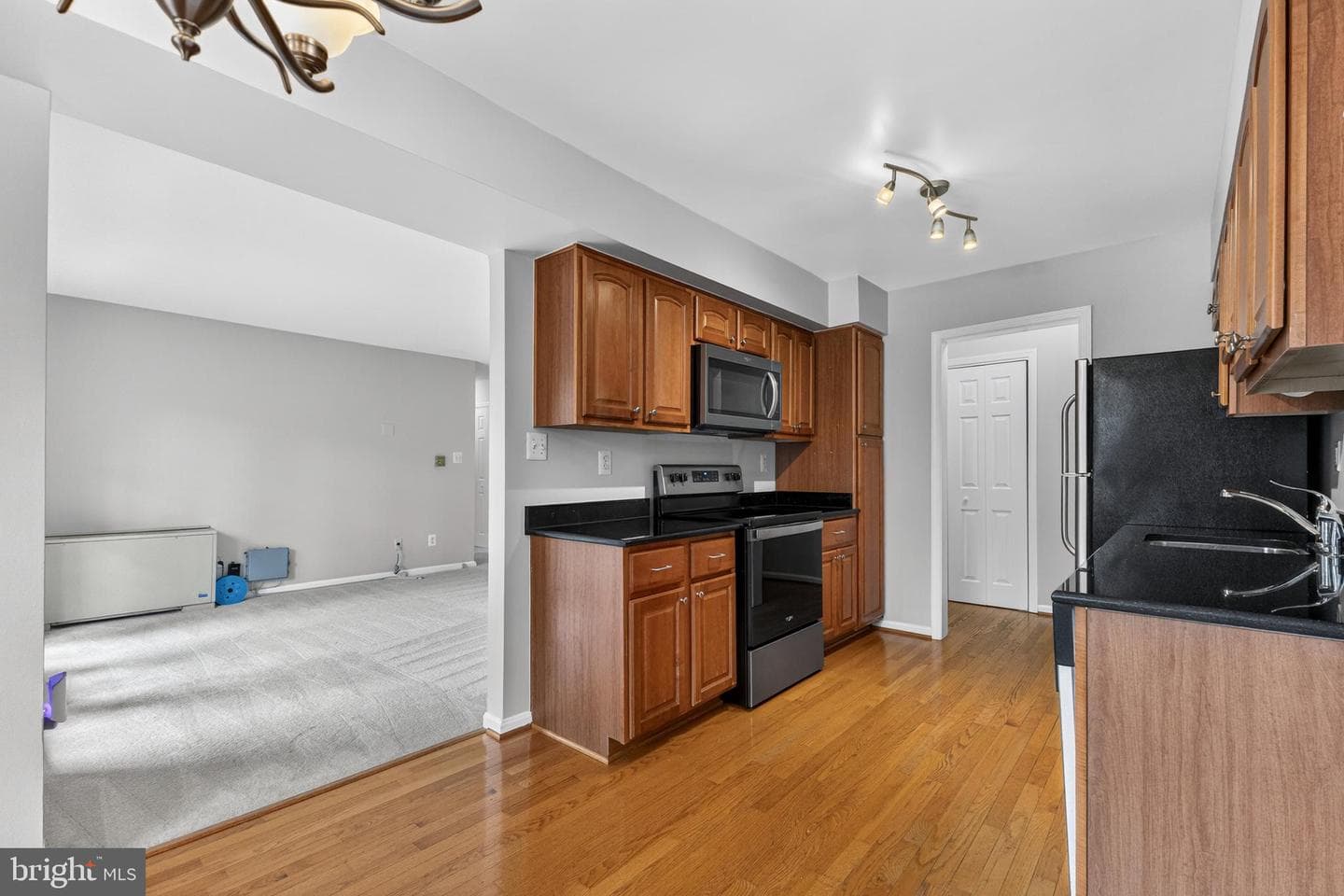 3334 Spring Lane #b-30 photo 15