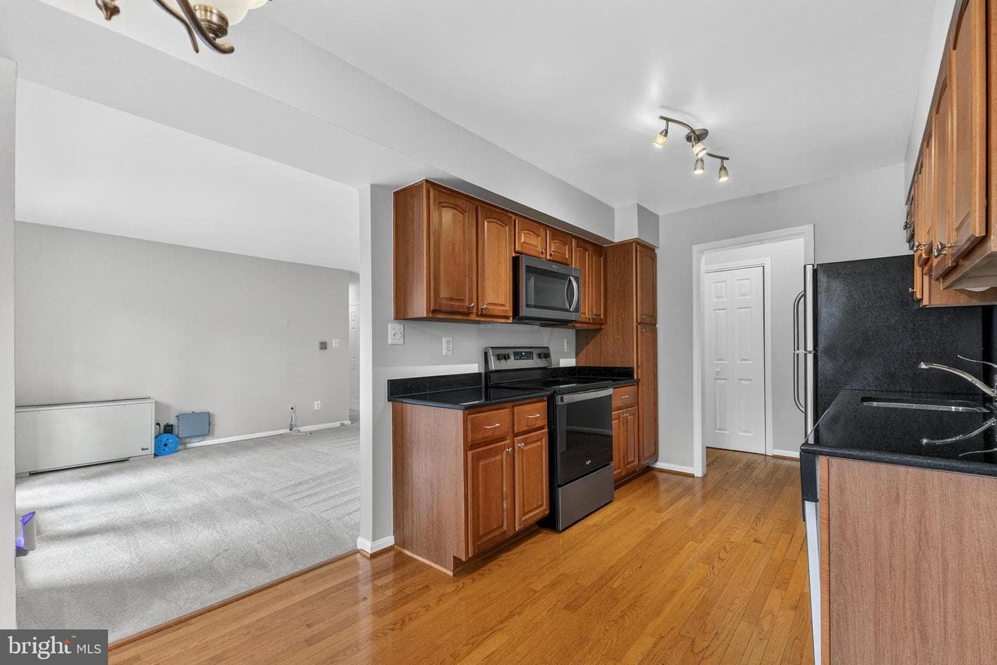 3334 Spring Lane #b-30 photo 7