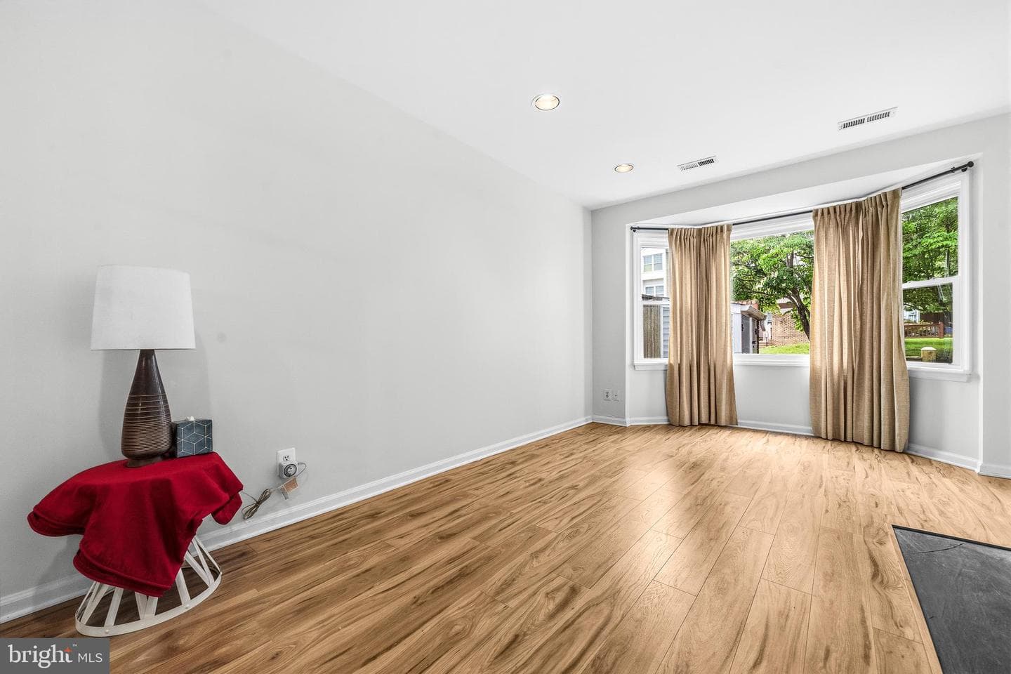6001 Rabbit Hill Court photo 4