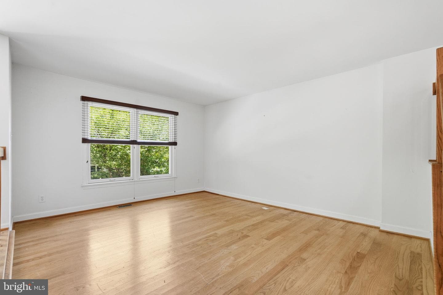 1609 Oak Spring Way, Reston