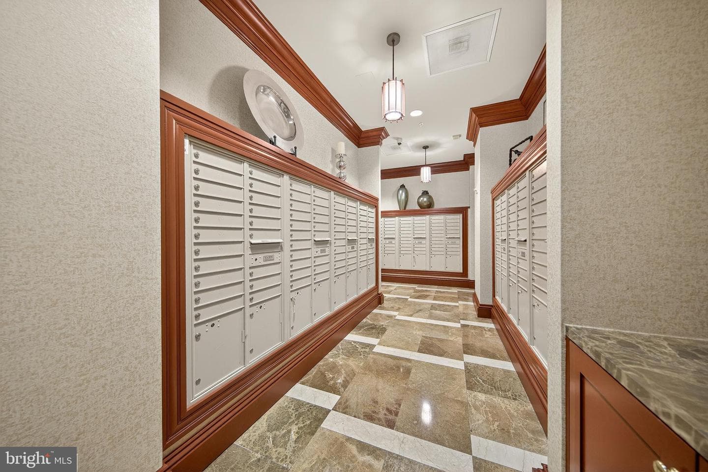 8220 Crestwood Heights Drive #407 photo 31