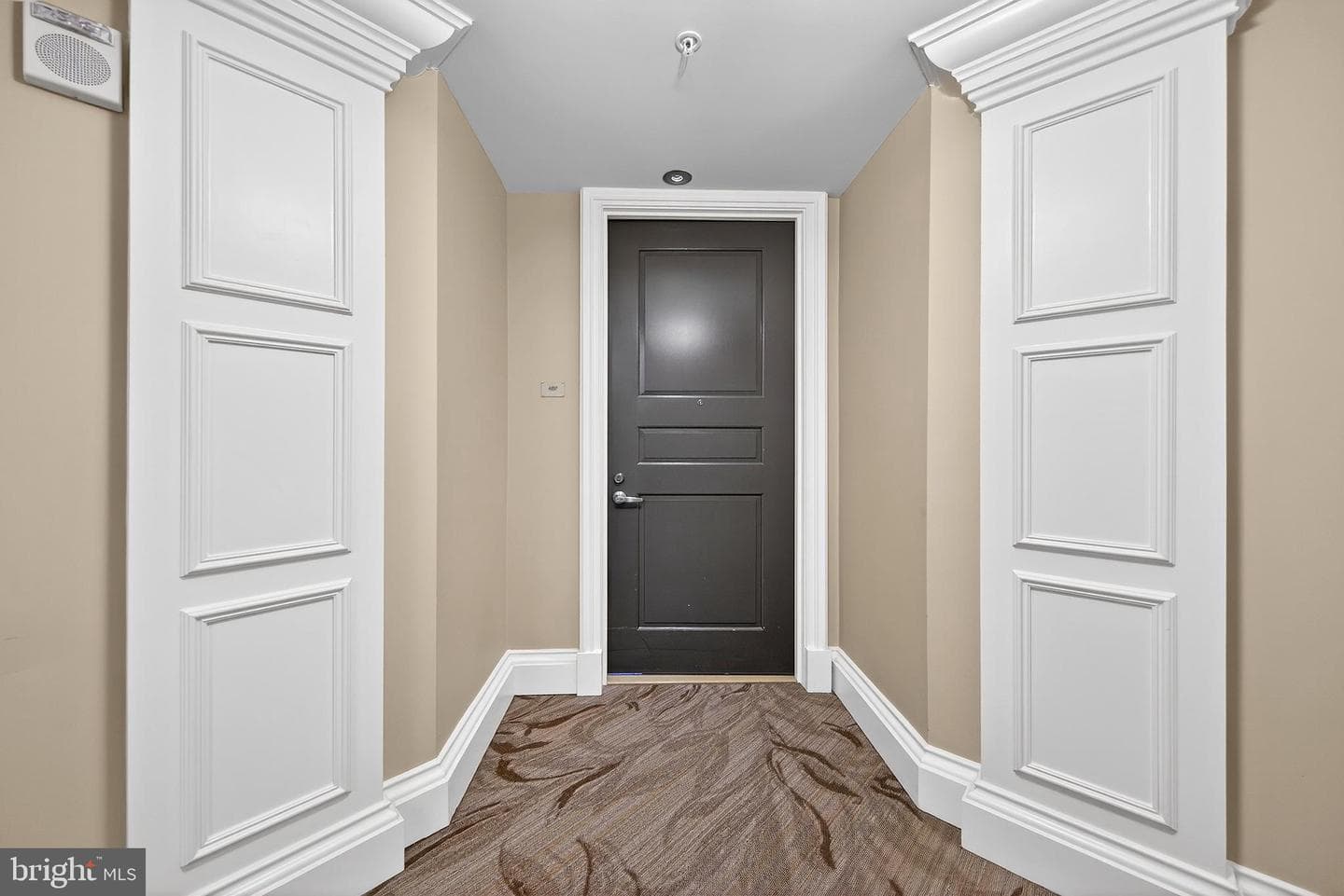 8220 Crestwood Heights Drive #407 photo 39