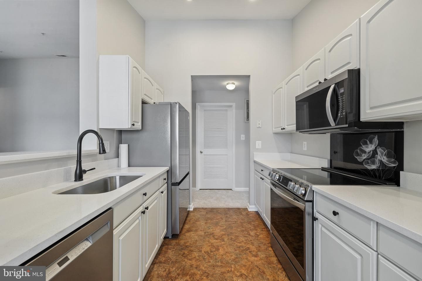 7525 Snowpea Court #94 photo 3