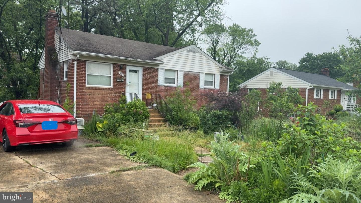 3205 Hewitt Street, Falls Church