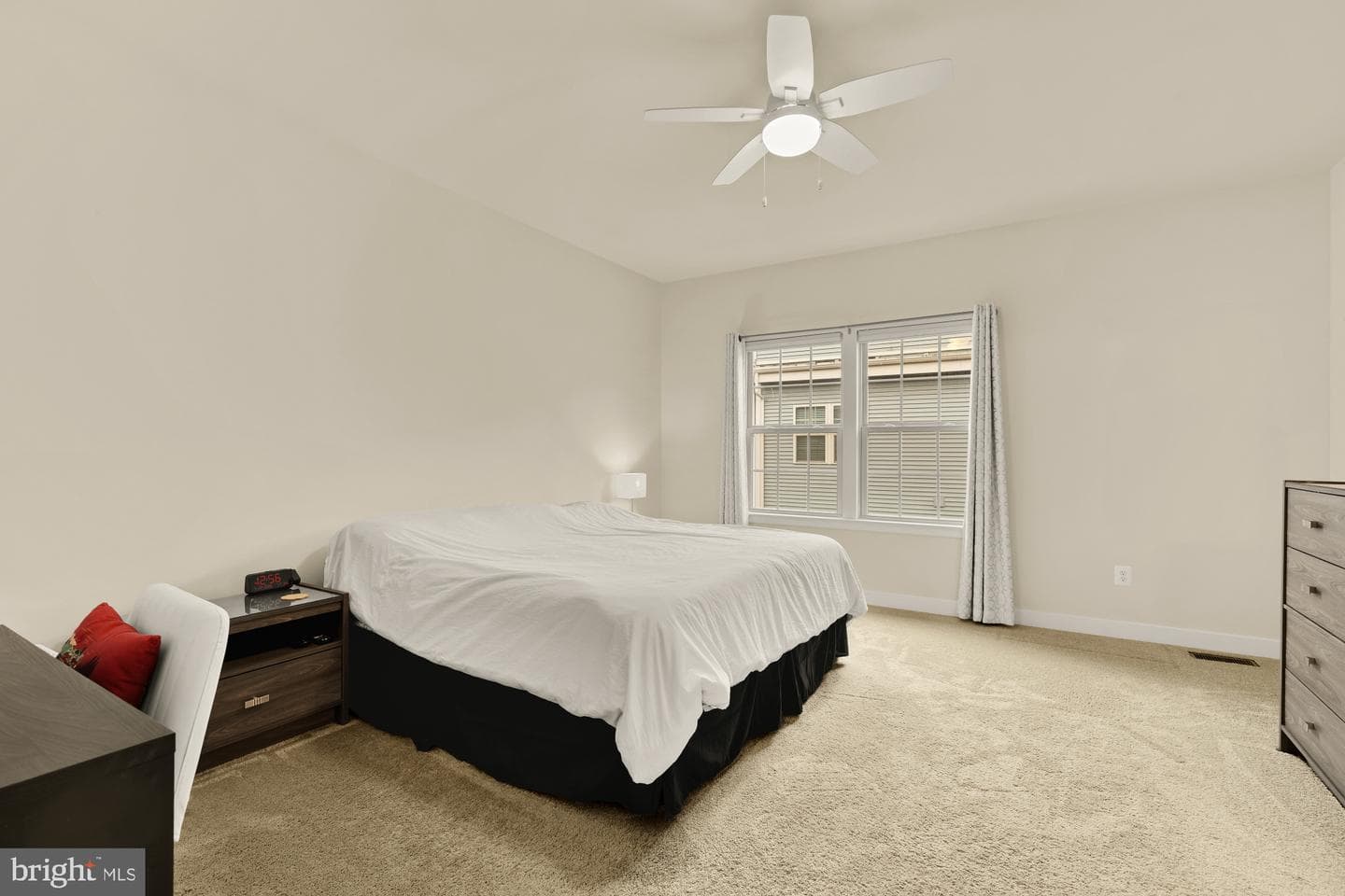 7831 Francis Dickens Lane photo 37