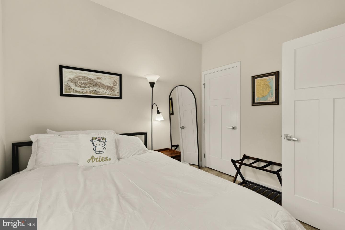 7831 Francis Dickens Lane photo 43