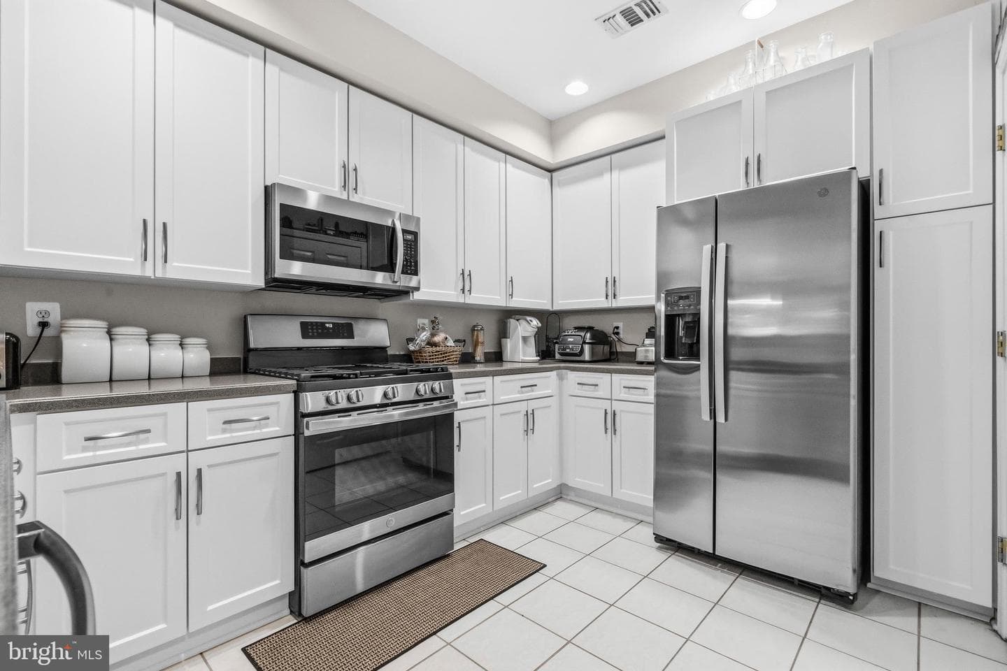 1860 Stratford Park Pl # 103 photo 15