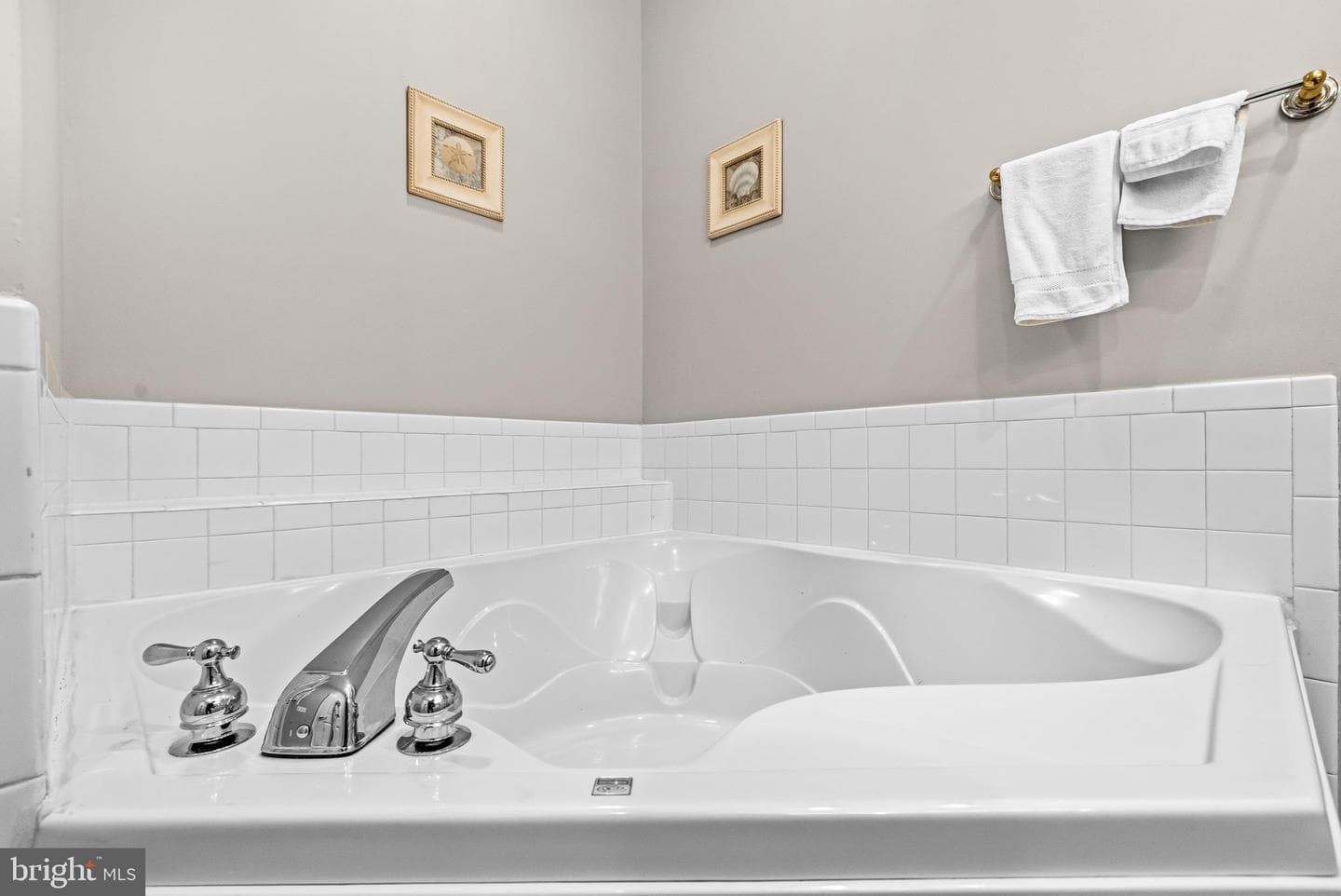 1860 Stratford Park Pl # 103 photo 28