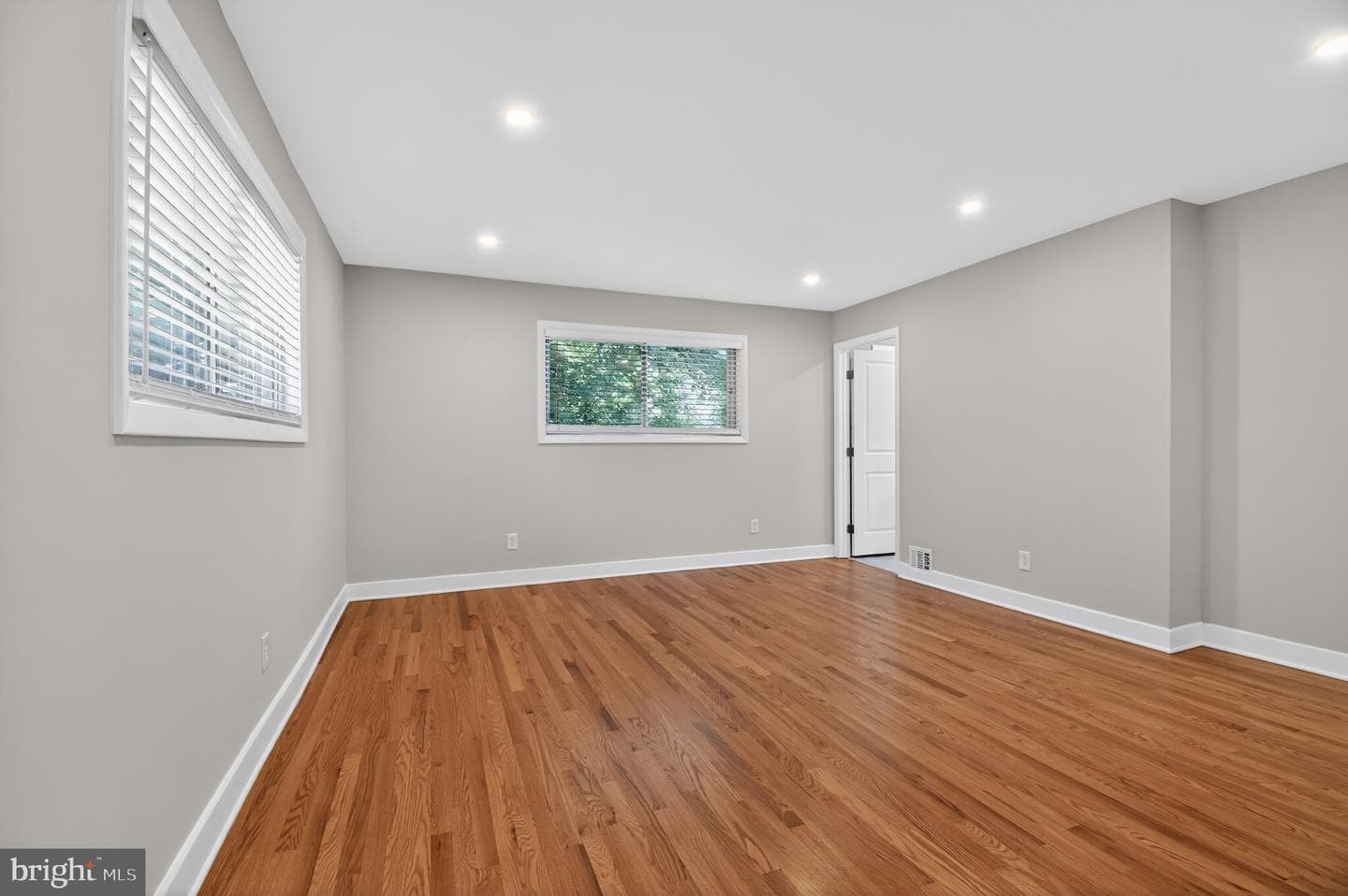 8815 Beauchamp Drive photo 21